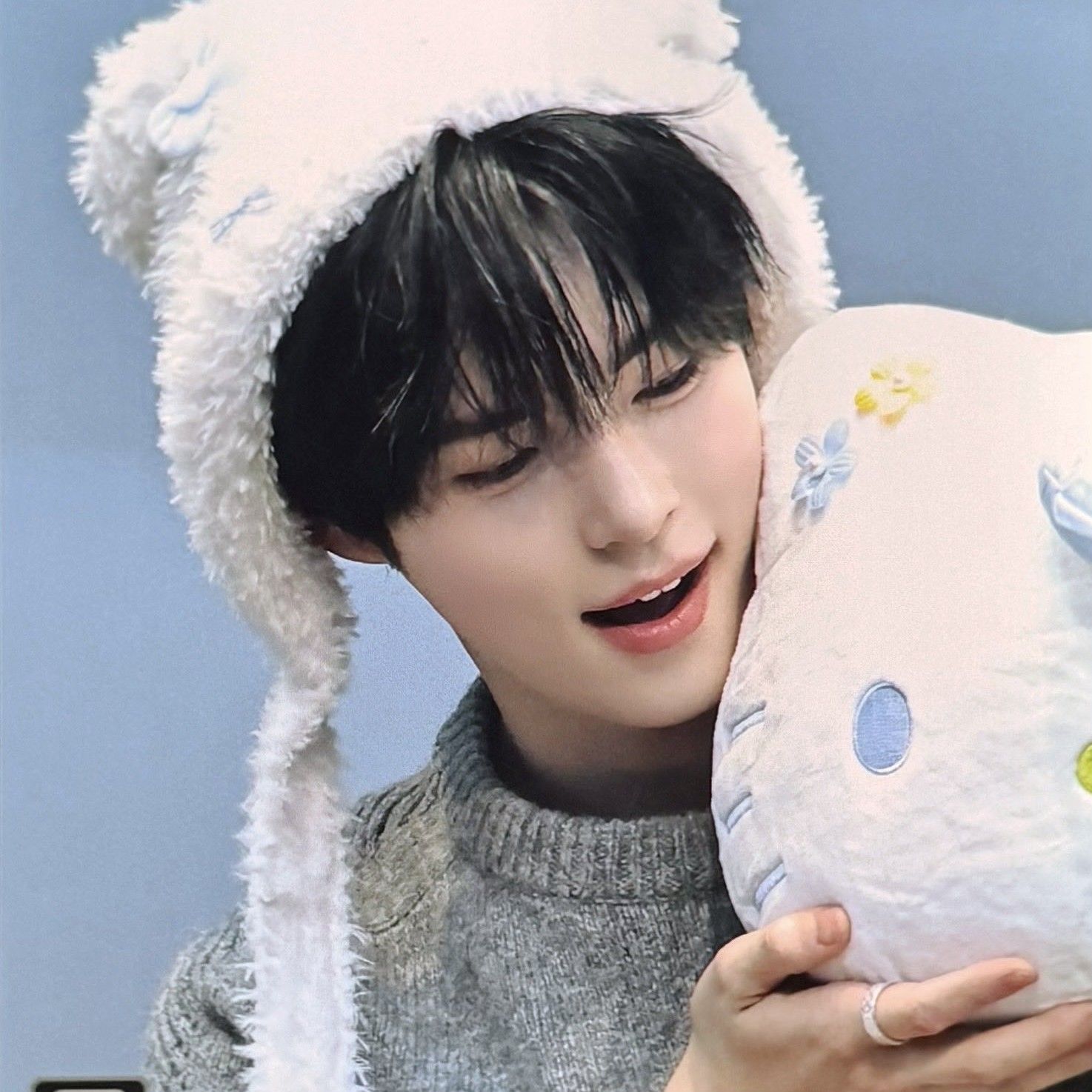 A moment captured by Sung Hanbin (ZEROBASEONE)'s fan