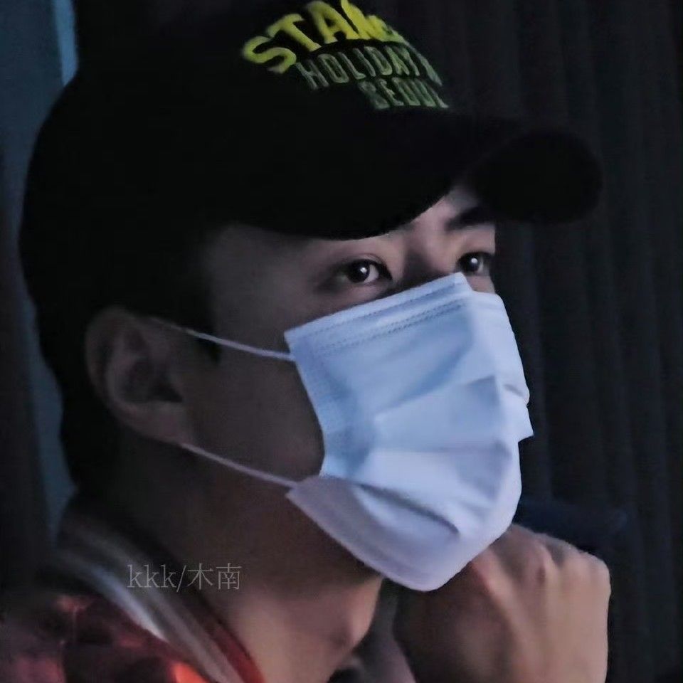 A moment captured by Sehun (EXO)'s fan