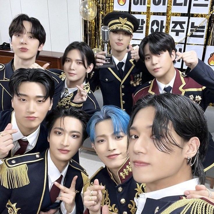 ATEEZ的最新活動照片