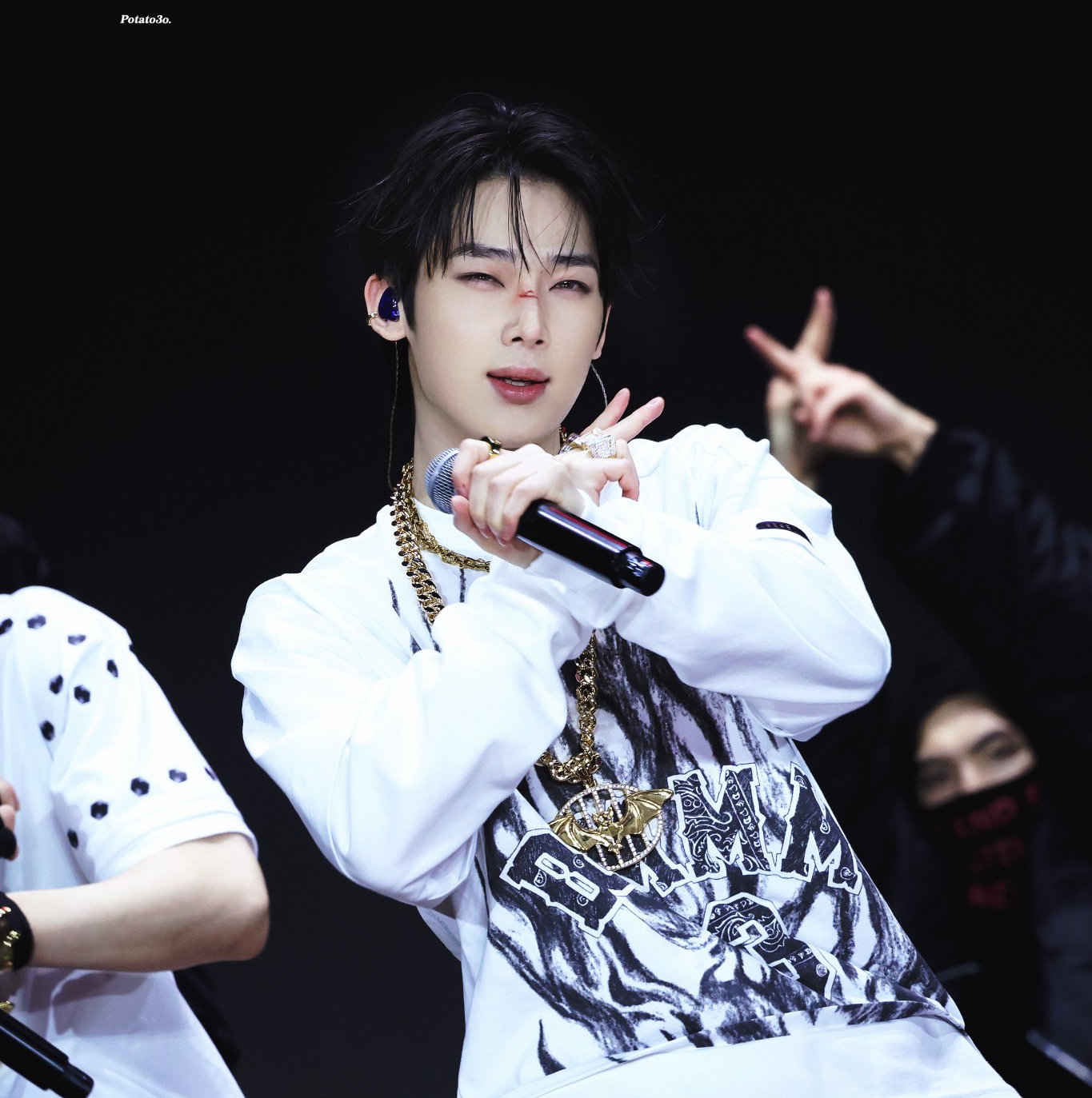 Recent activity shot of Sunoo (ENHYPEN)