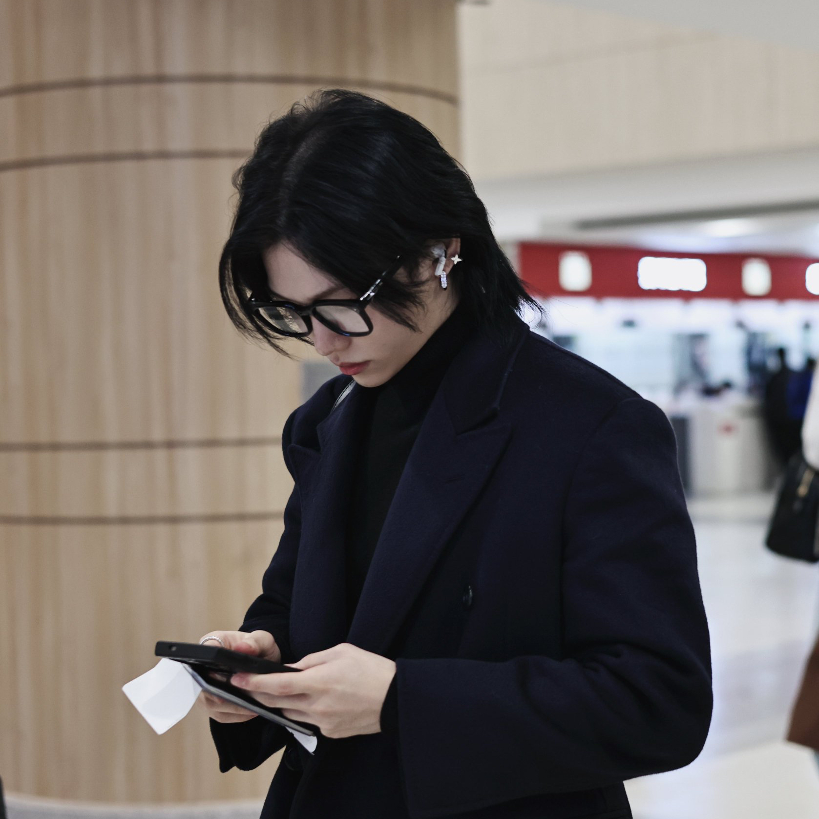 Behind-the-scenes cut of Felix (Stray Kids)