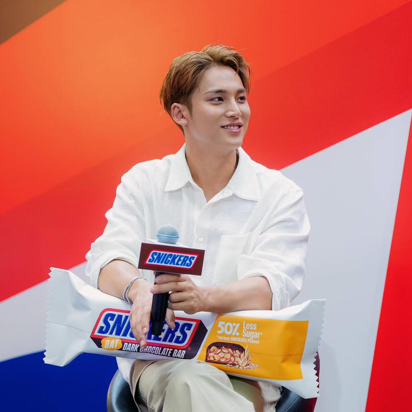 Behind-the-scenes cut of Mingyu (SEVENTEEN)