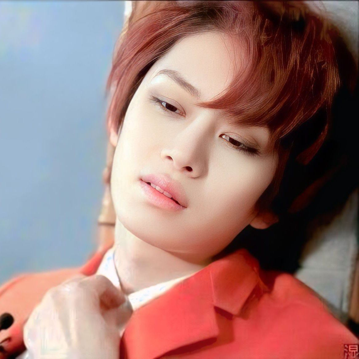 Latest photo of Heechul (Super Junior)
