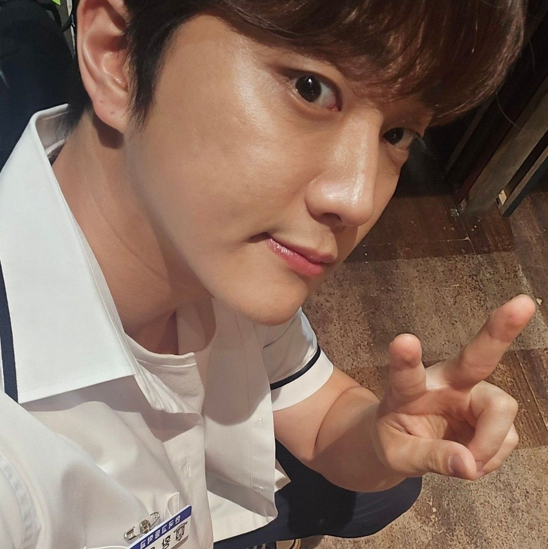 Latest photo of Hong Joochan (GoldenChild)