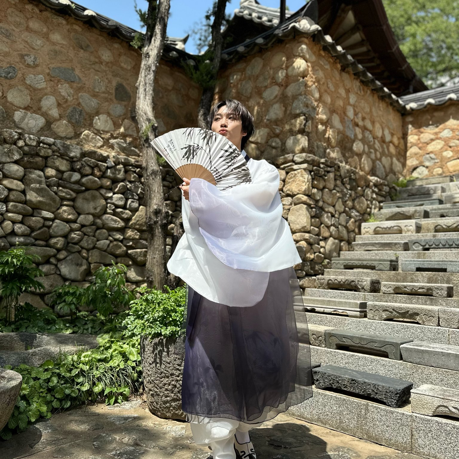 Recent activity shot of Seonghwa (ATEEZ)