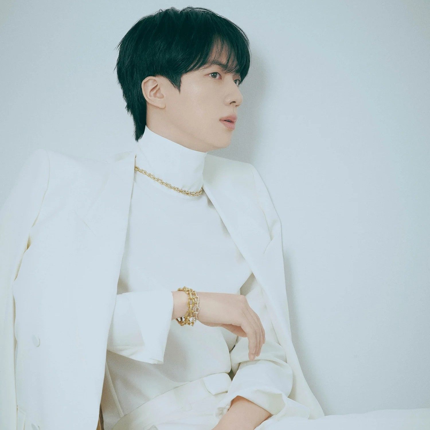 진 (방탄소년단)의 최신 사진