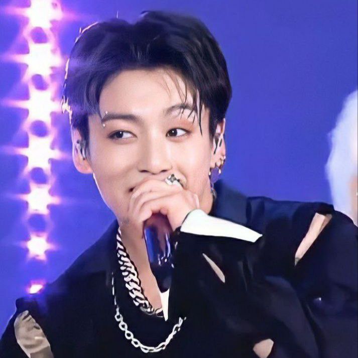 Latest photo of Jungkook (BTS)