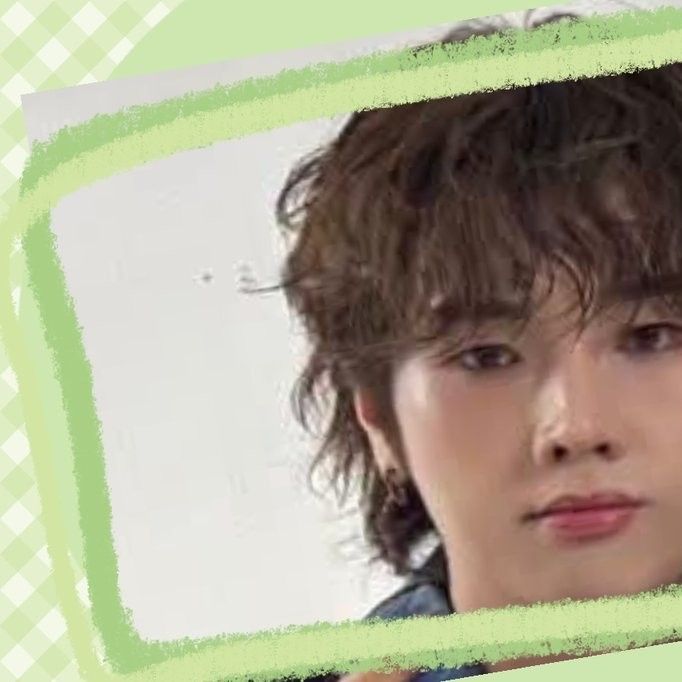 Behind-the-scenes cut of Jungsu (Xdinary Heroes)