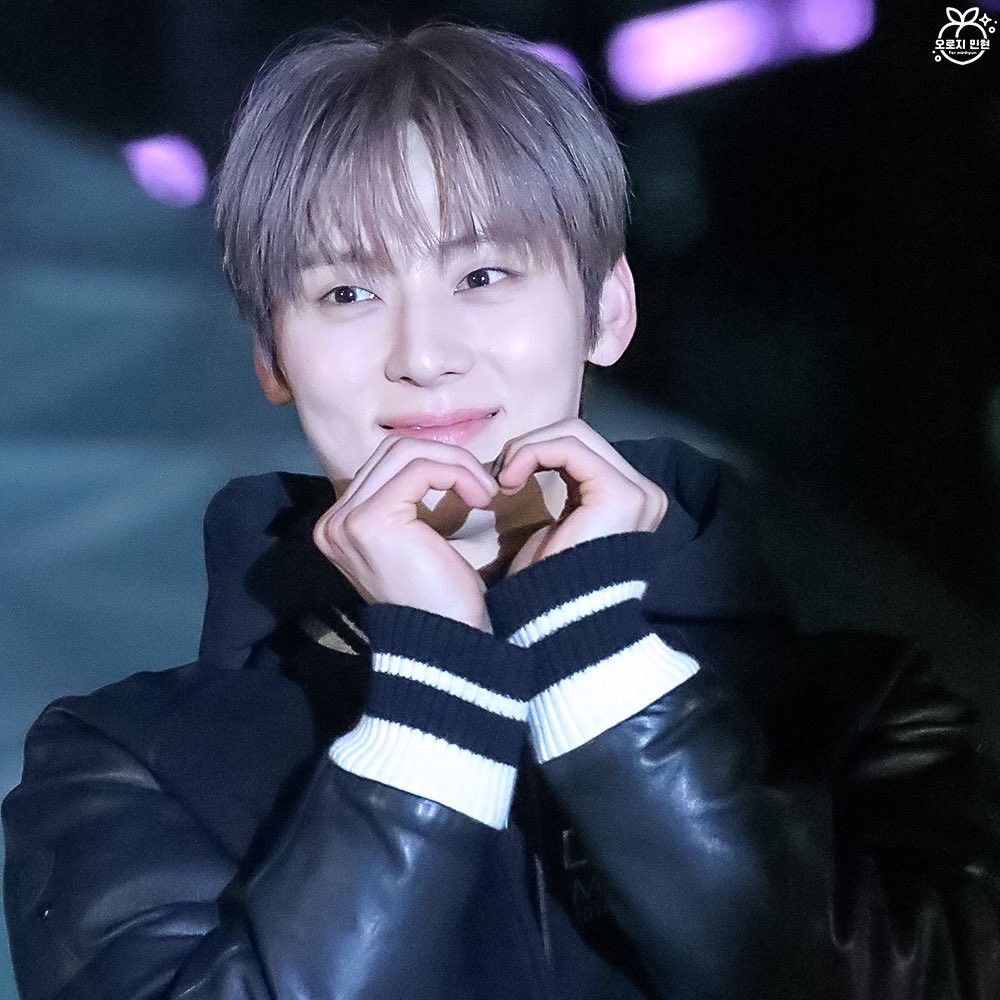 Potret di balik layar Hwang Minhyun
