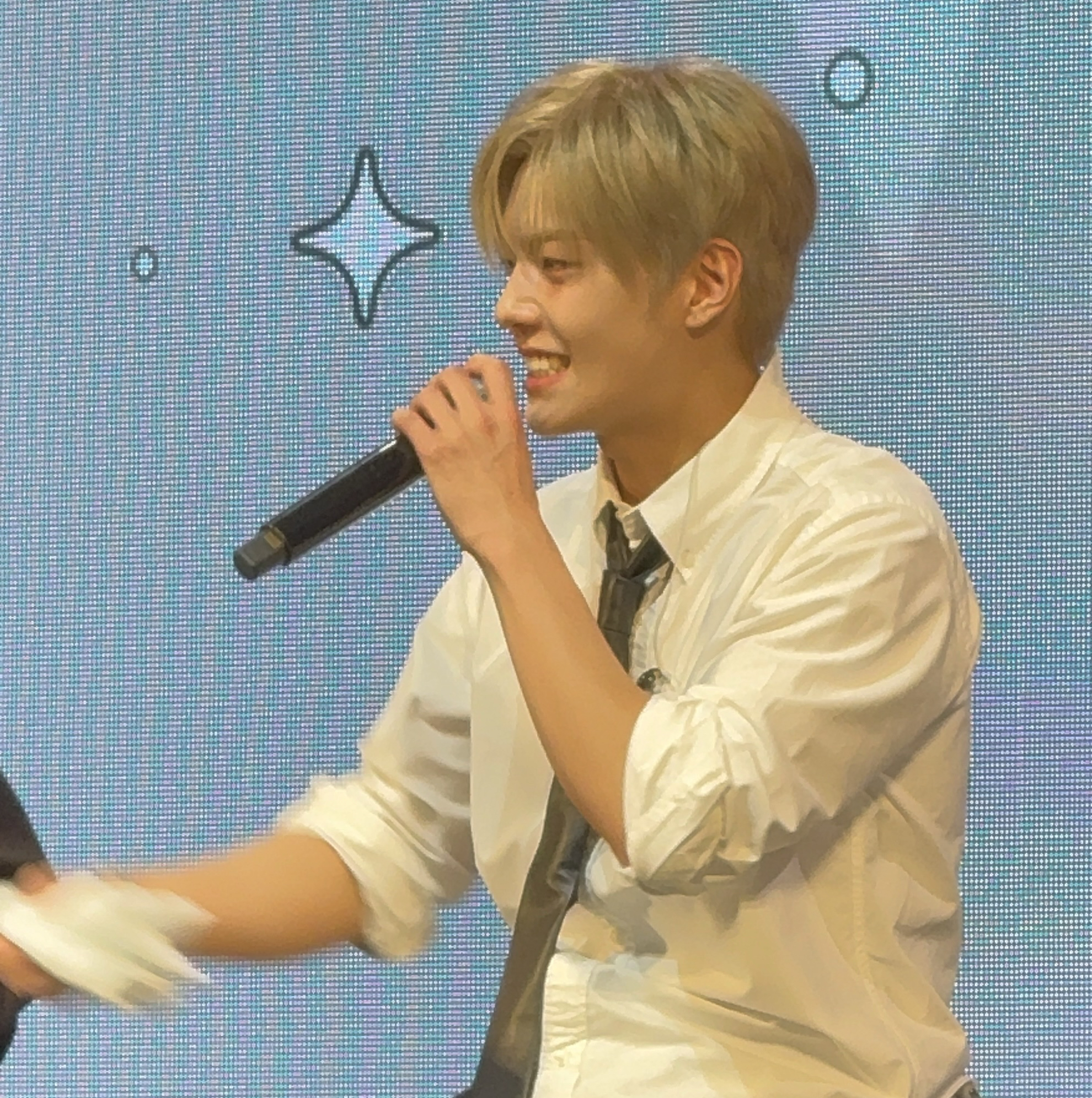 Latest photo of LEEJEONG (WHIB)