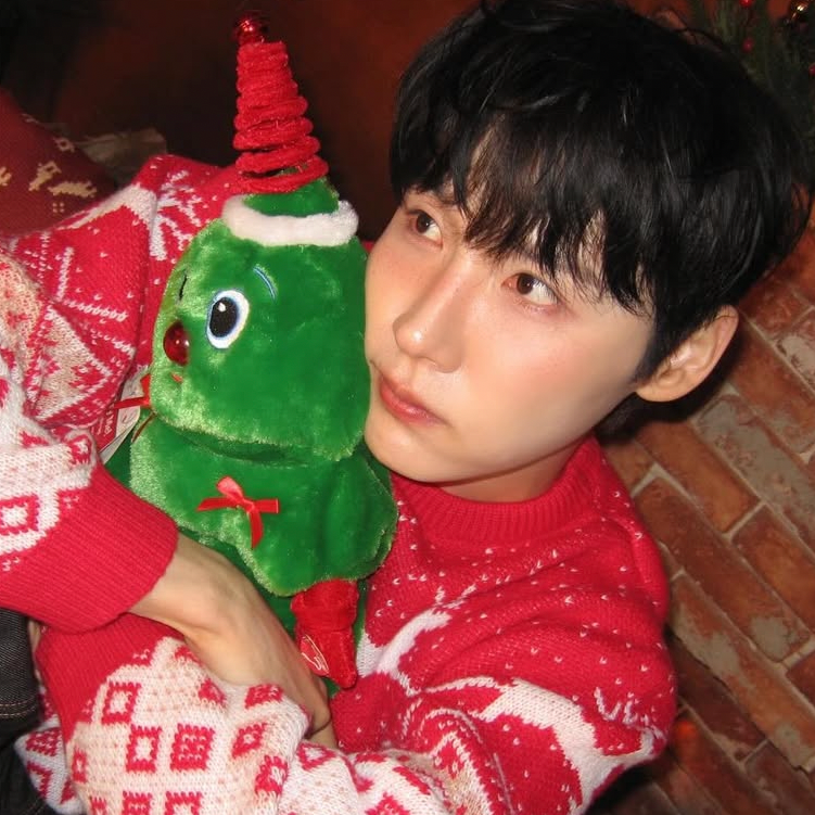 Behind-the-scenes cut of Jeon Woong (AB6IX)