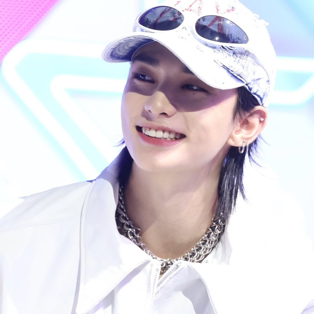 Latest photo of Hyunjin (Stray Kids)