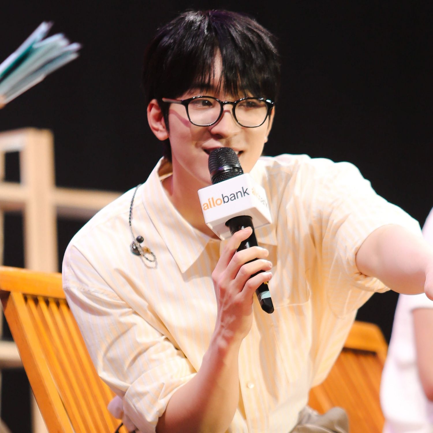 圆佑 (SEVENTEEN)粉丝拍下的瞬间