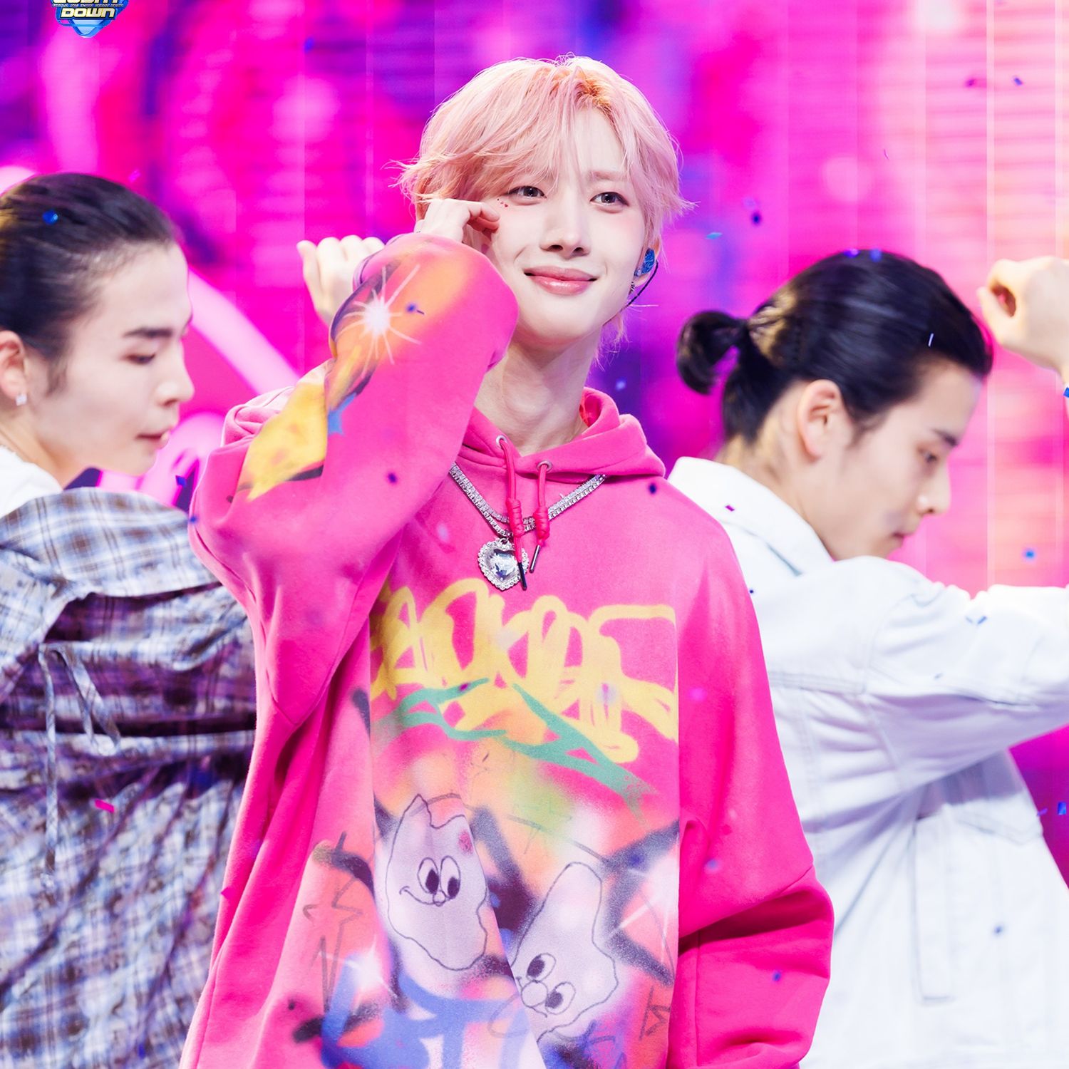 Recent activity shot of Hui (PENTAGON)