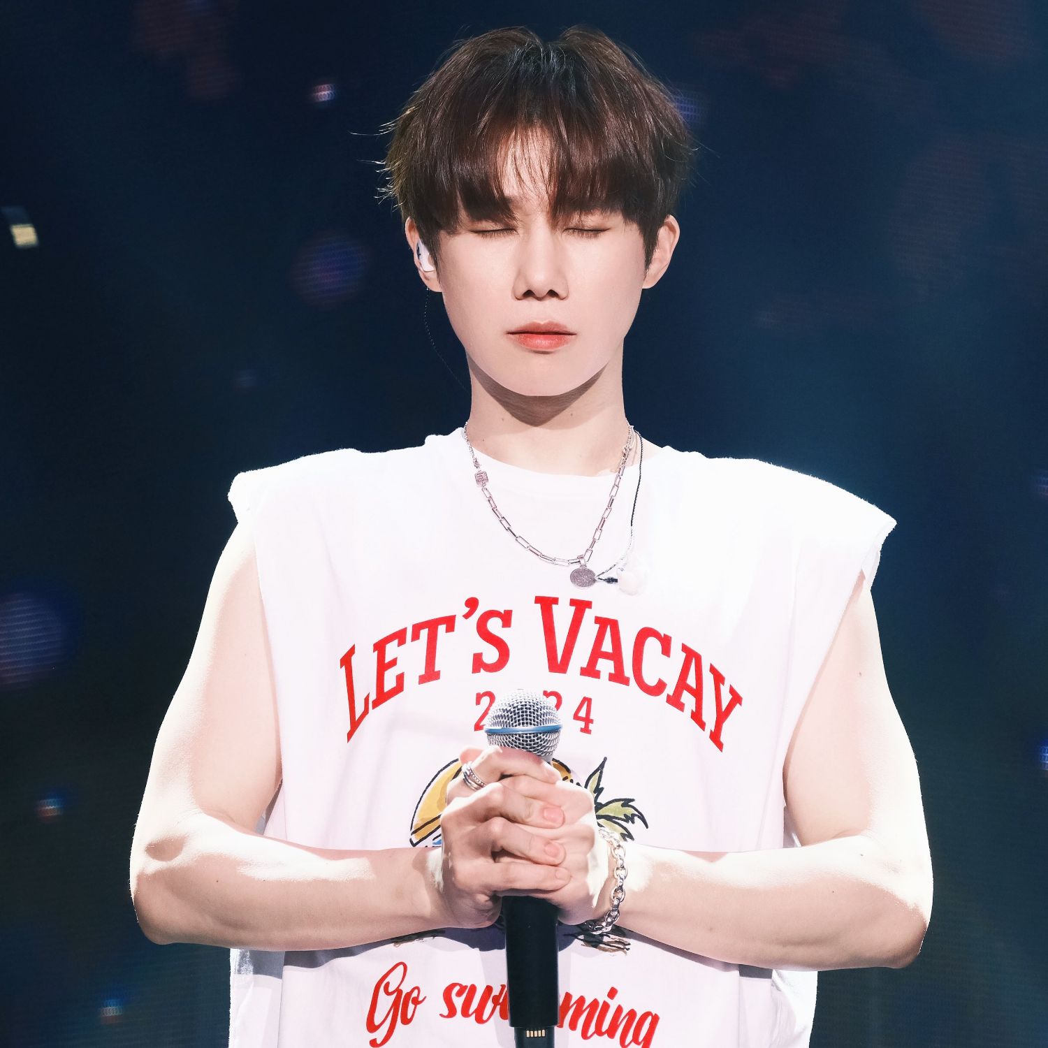 Behind-the-scenes cut of Sungkyu (INFINITE)