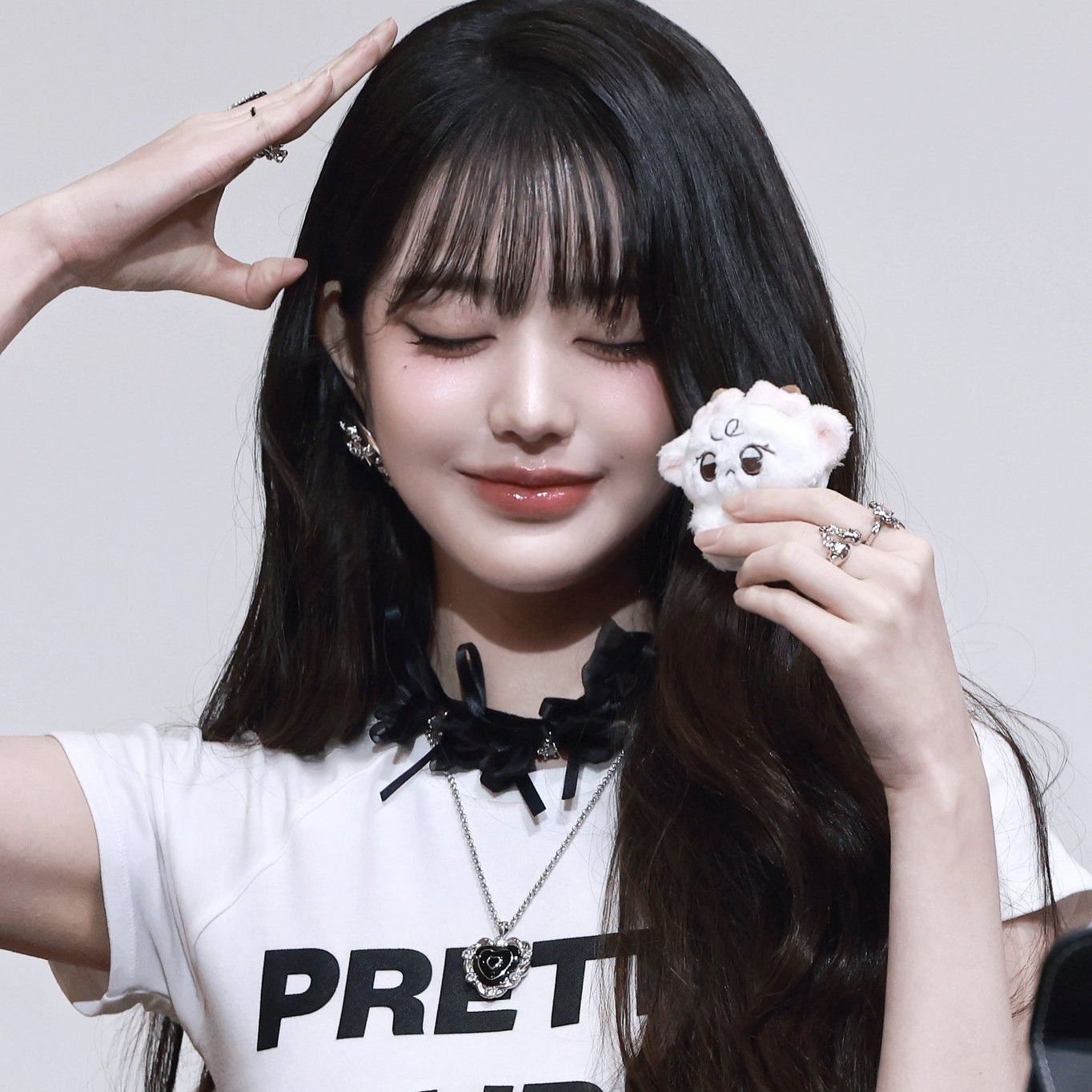 A moment captured by Jang Wonyoung (IVE)'s fan