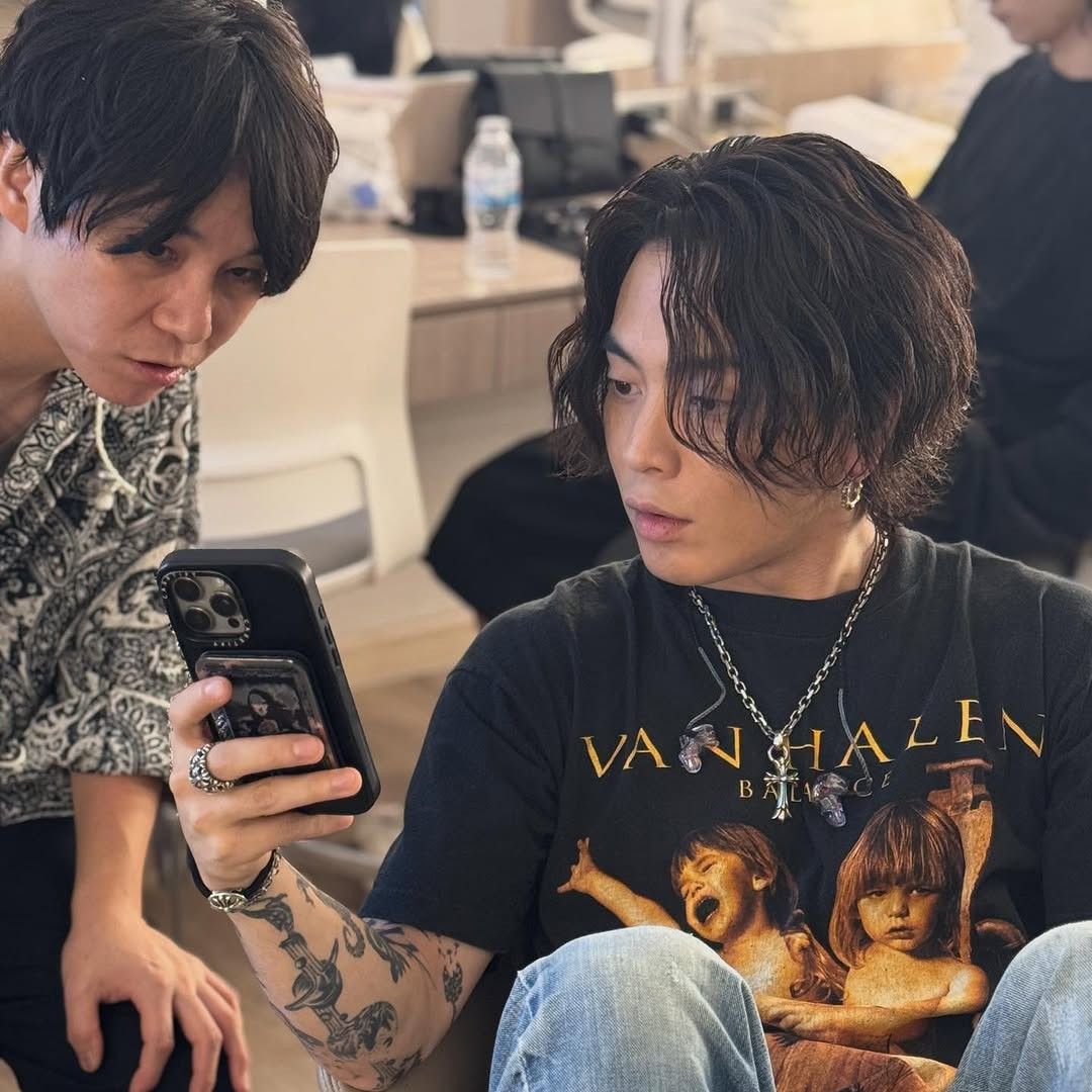 A moment captured by Yuuri's fan