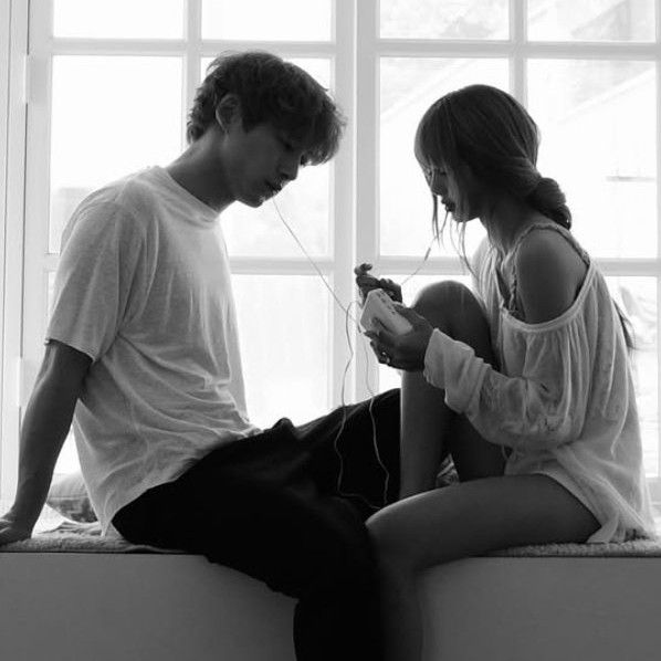 Lisa (BLACKPINK)的最新活動照片