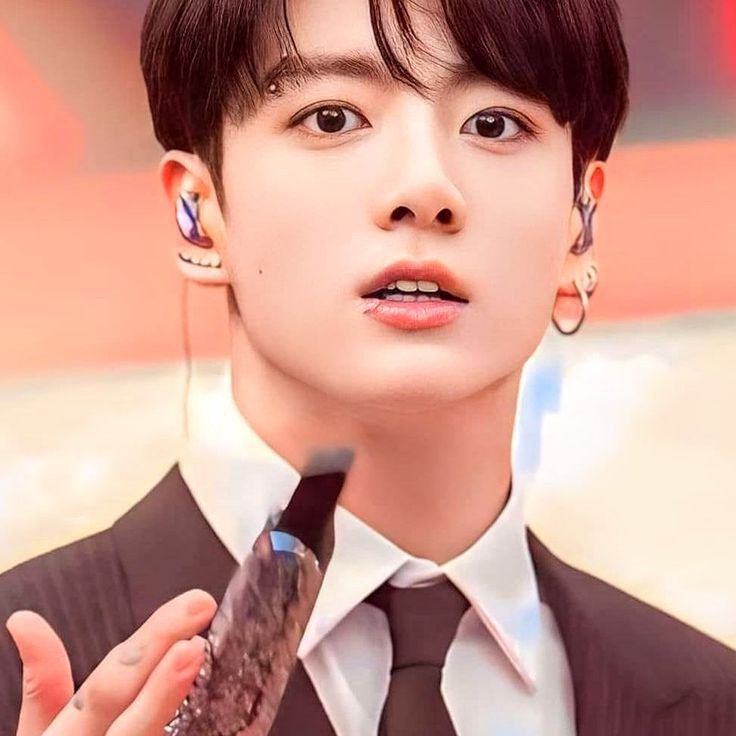 Latest photo of Jungkook (BTS)