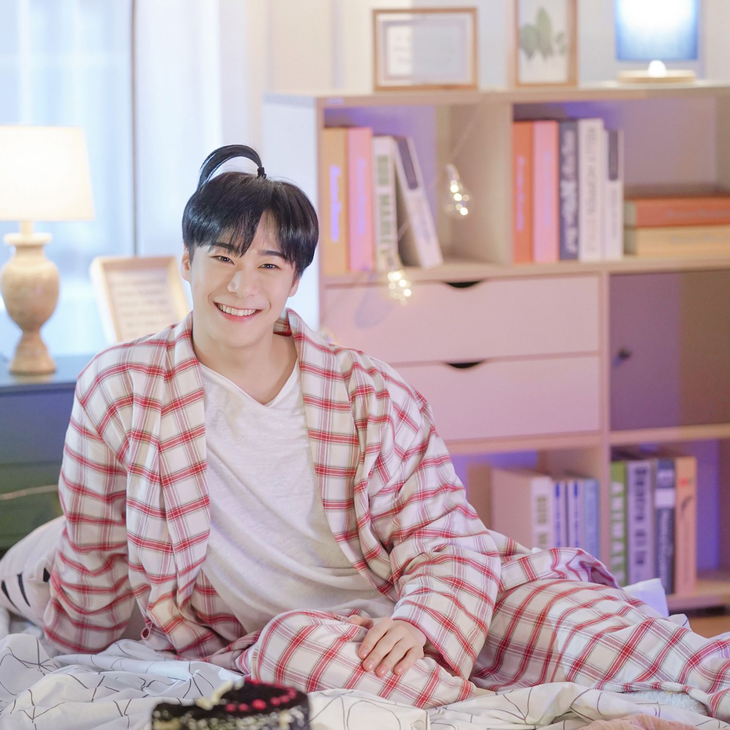 Latest photo of Moonbin (ASTRO)