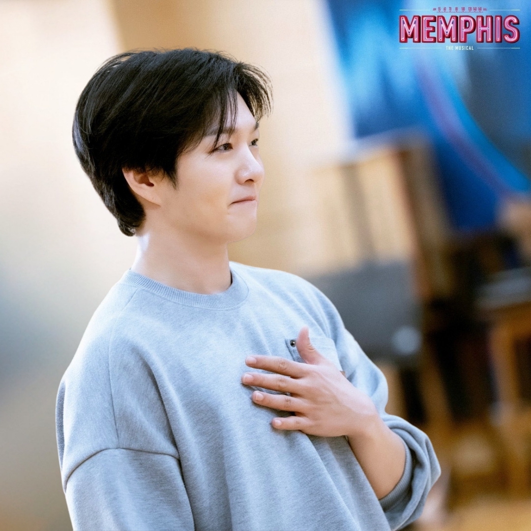 Behind-the-scenes cut of Lee Changsub (BTOB)