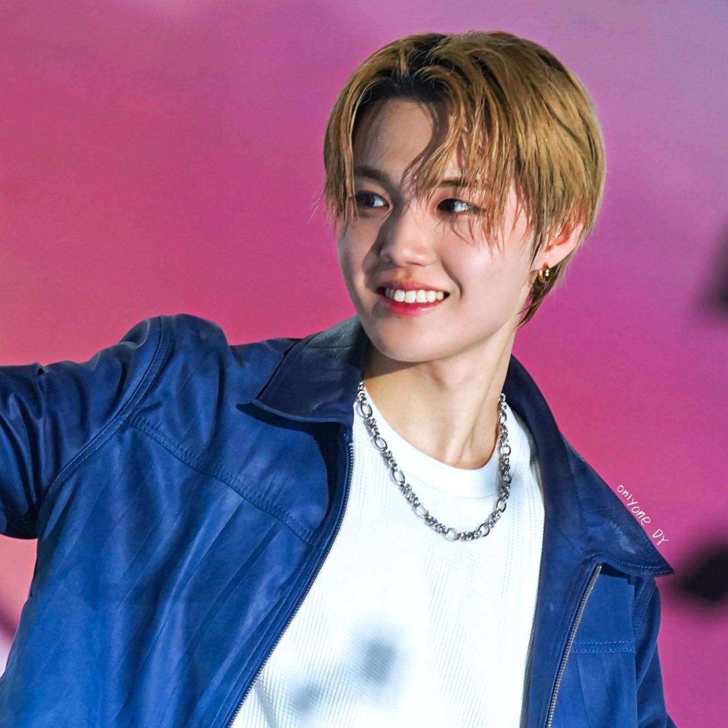 A moment captured by Doyoung (TREASURE)'s fan
