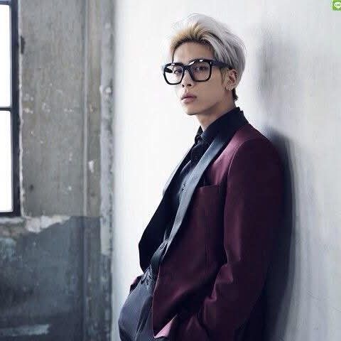 Behind-the-scenes cut of Jonghyun (SHINee)