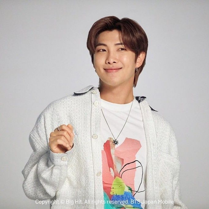 RM (방탄소년단)의 비하인드 컷