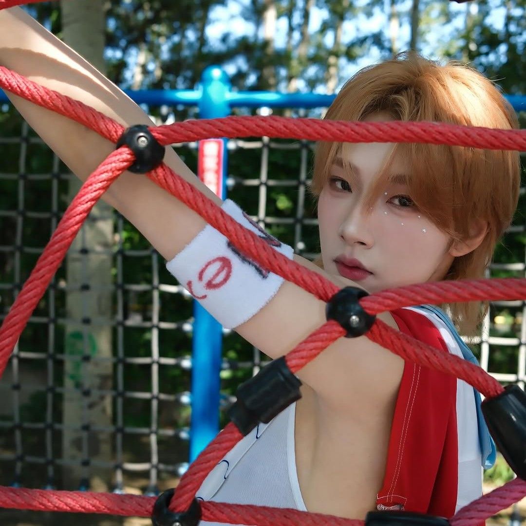 A moment captured by Hu Yetao (NexT1DE)'s fan