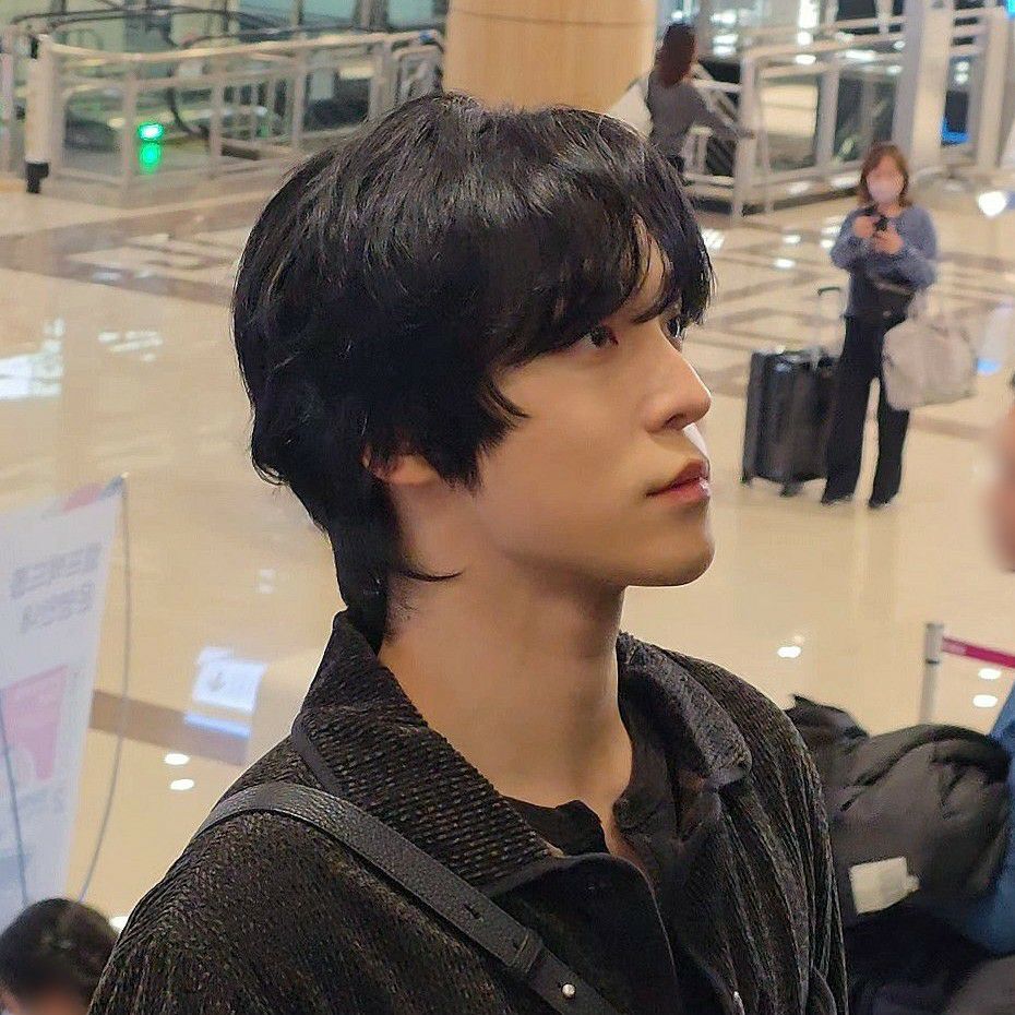 Foto terbaru Yunho (ATEEZ)