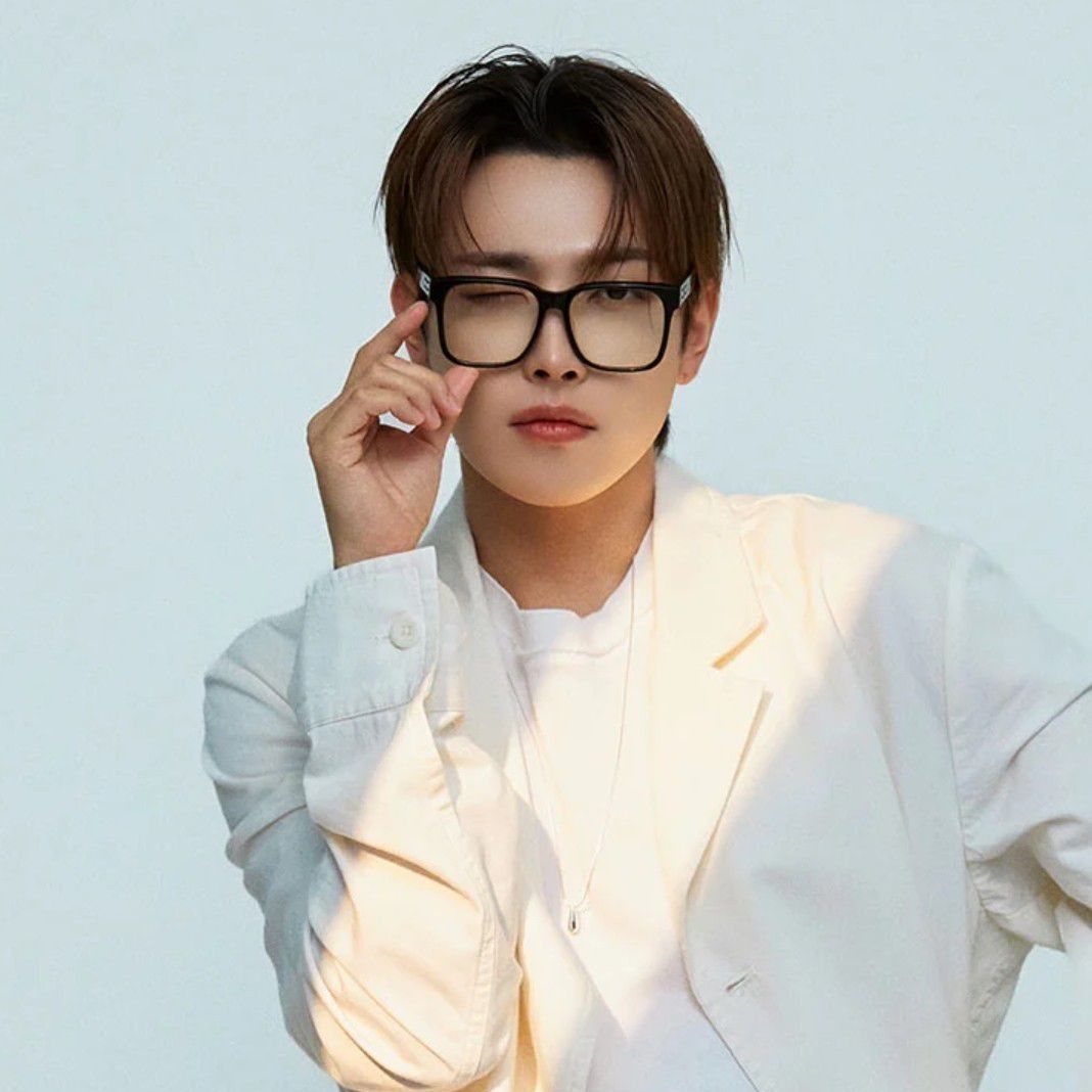 Latest photo of Hongjoong (ATEEZ)
