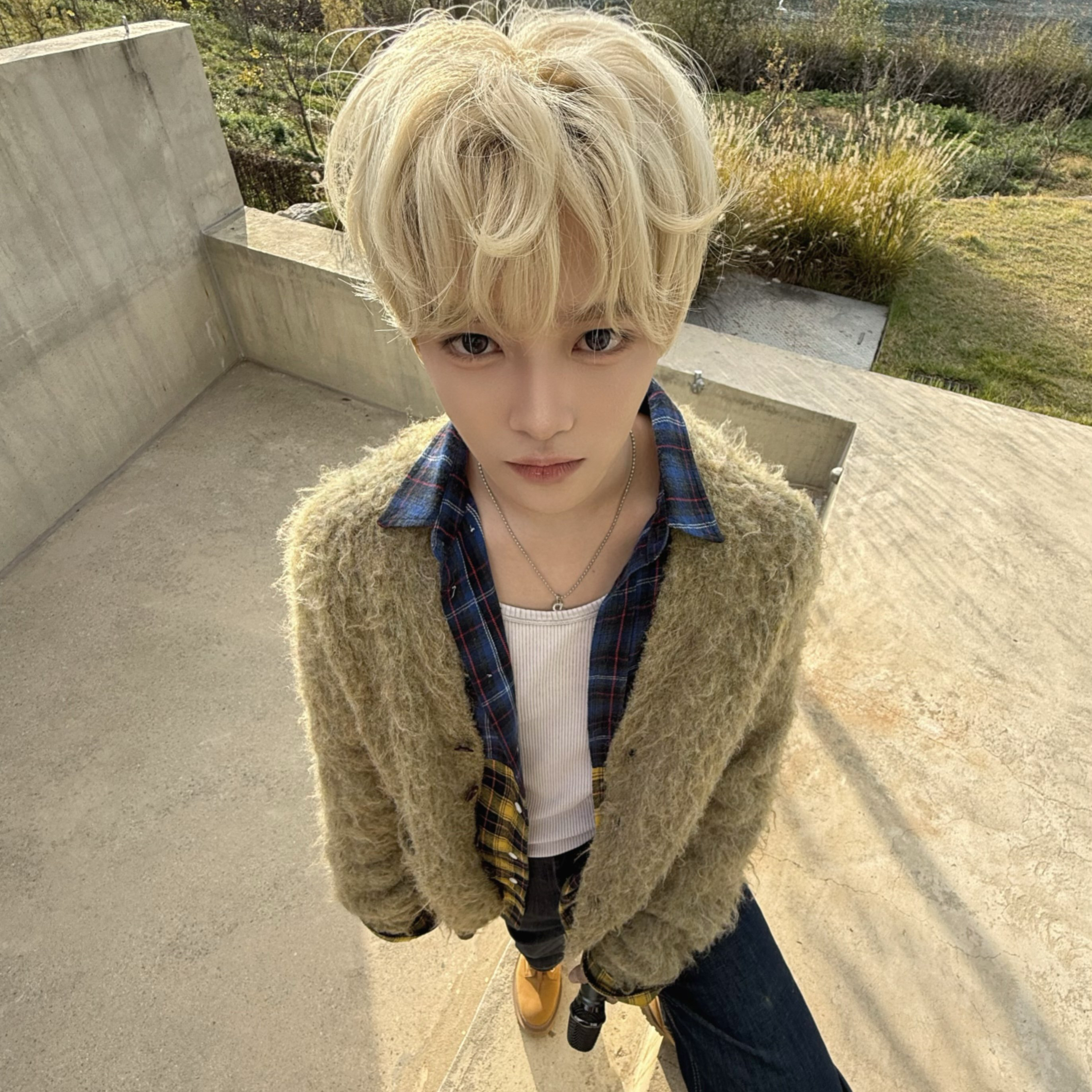 Behind-the-scenes cut of Jang Haneum