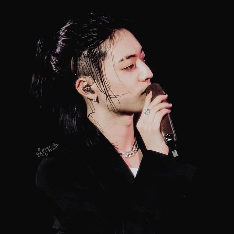 TREASURE的最新照片