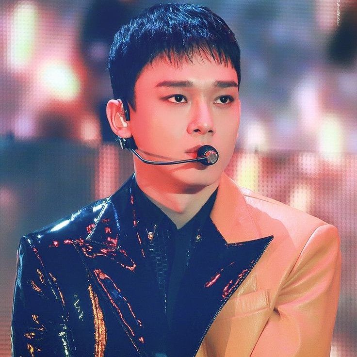 Potret di balik layar Chen (EXO)