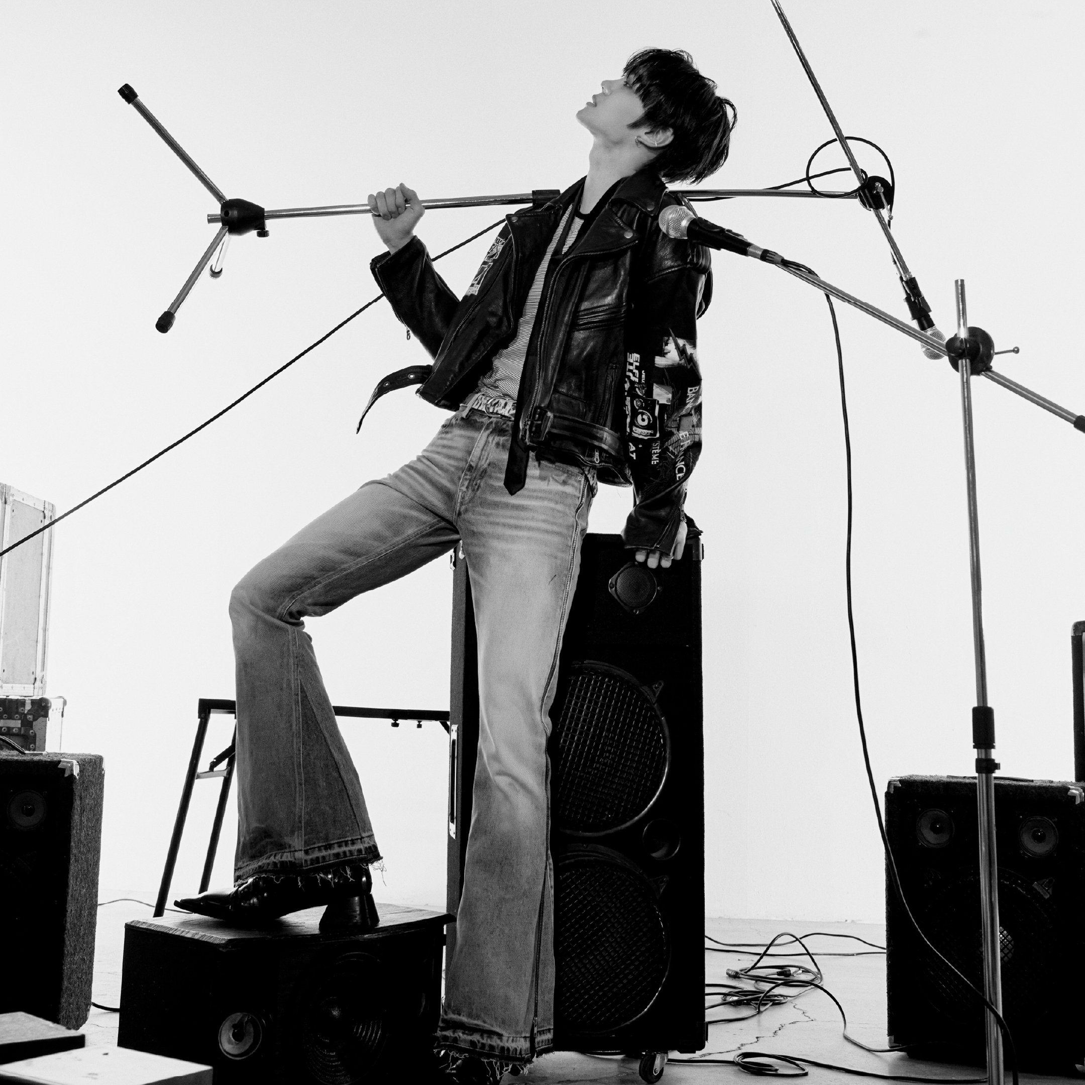 A moment captured by Kim Gyuvin (ZEROBASEONE)'s fan