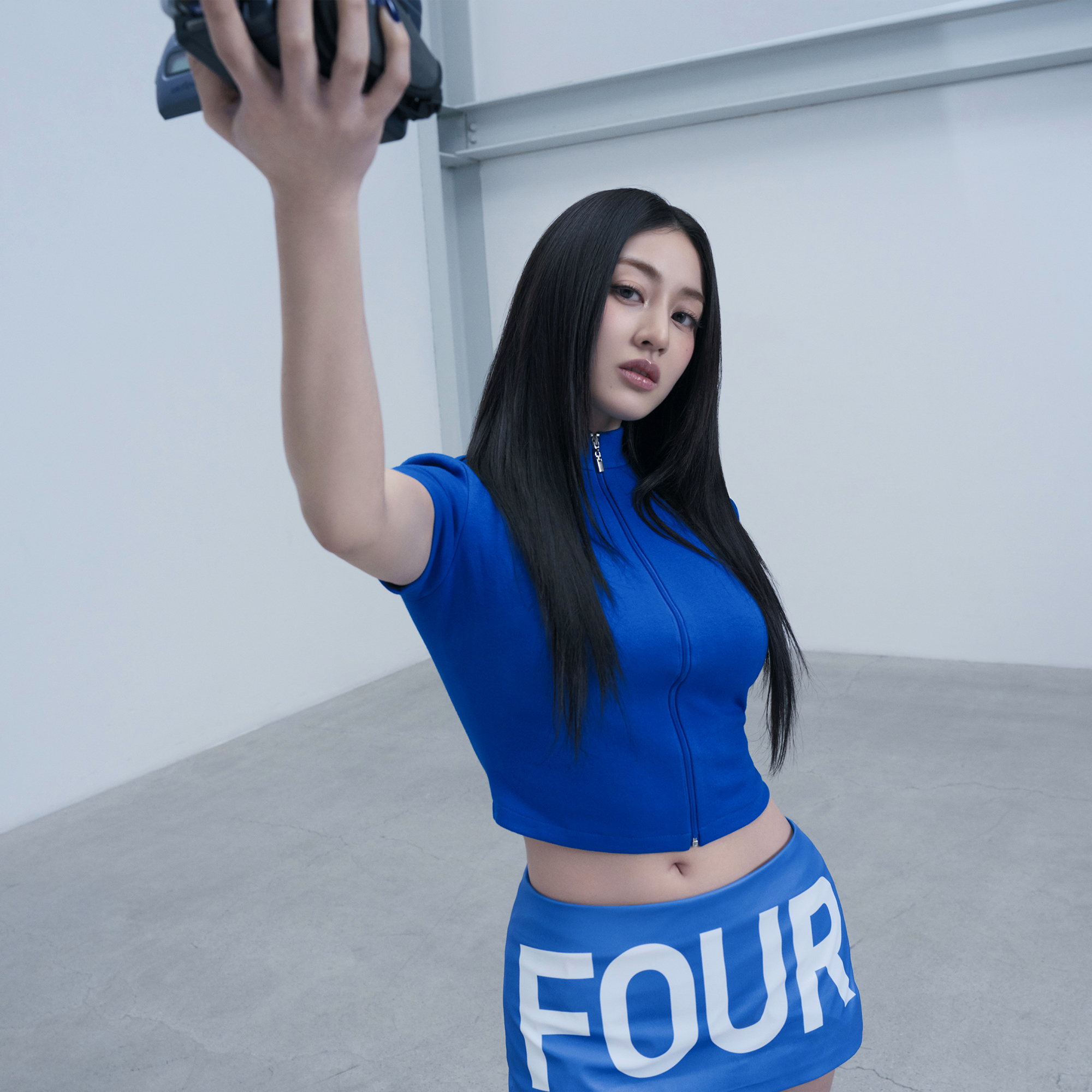 Behind-the-scenes cut of Jihyo (TWICE)