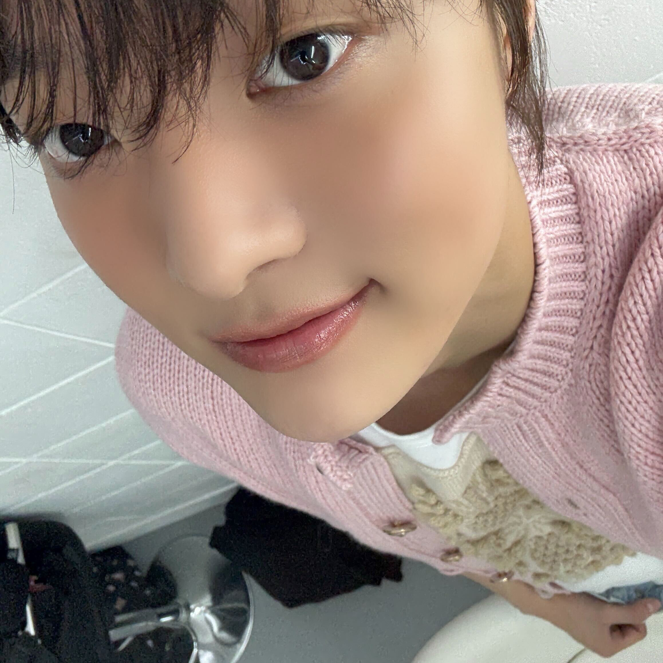 Latest photo of EJ (&TEAM)