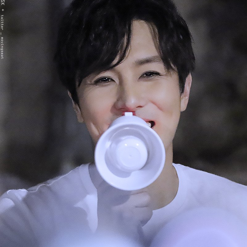 A moment captured by Kim Dongwan (SHINHWA)'s fan