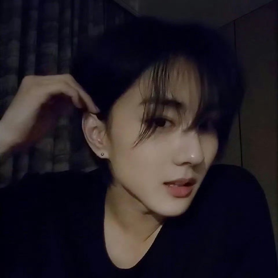 Behind-the-scenes cut of Jungwon (ENHYPEN)