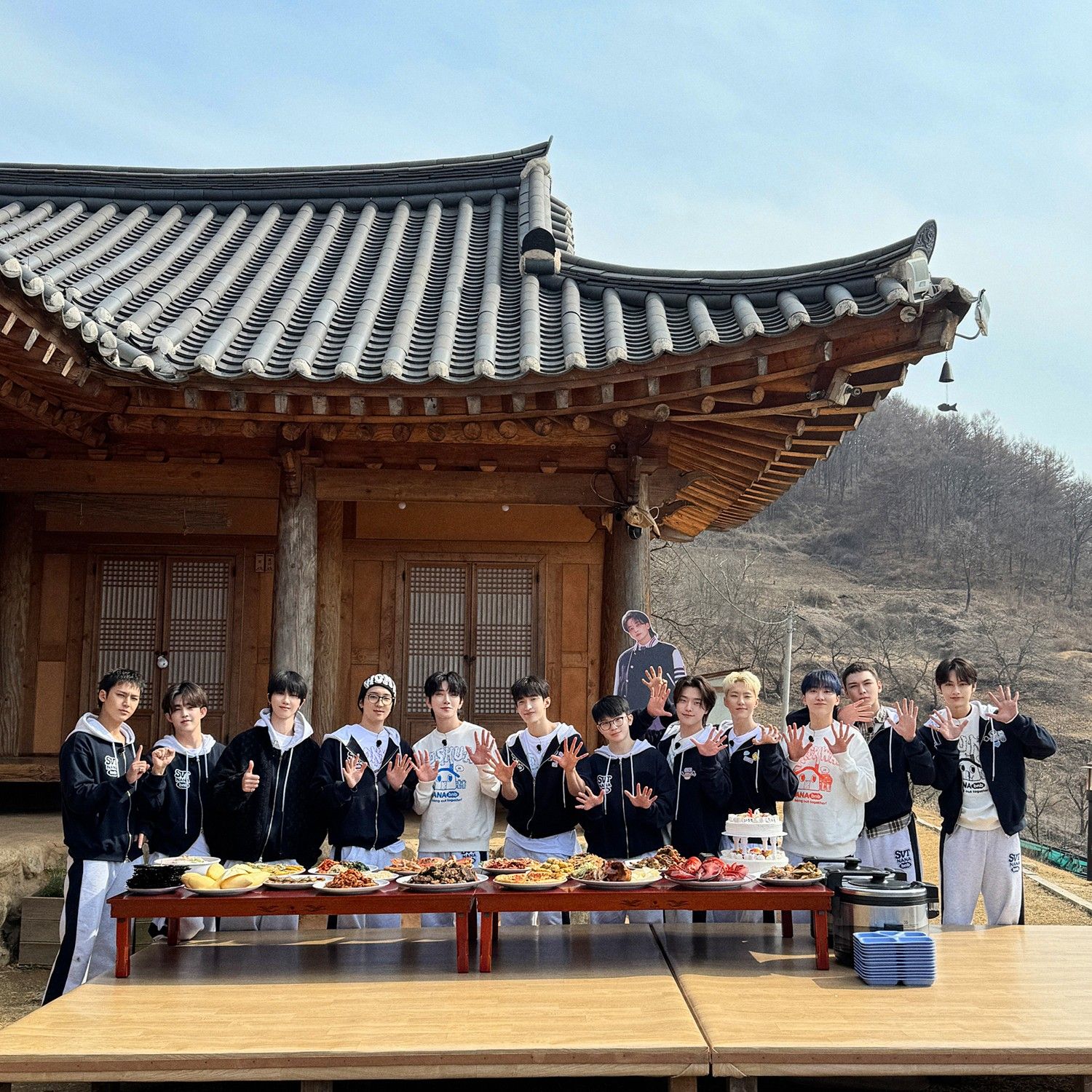 Recent activity shot of SEVENTEEN