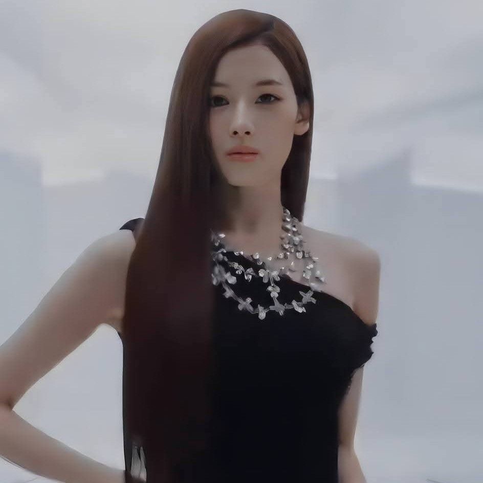 Sana (TWICE)的幕后花絮