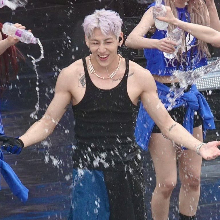 Latest photo of Bambam (GOT7)