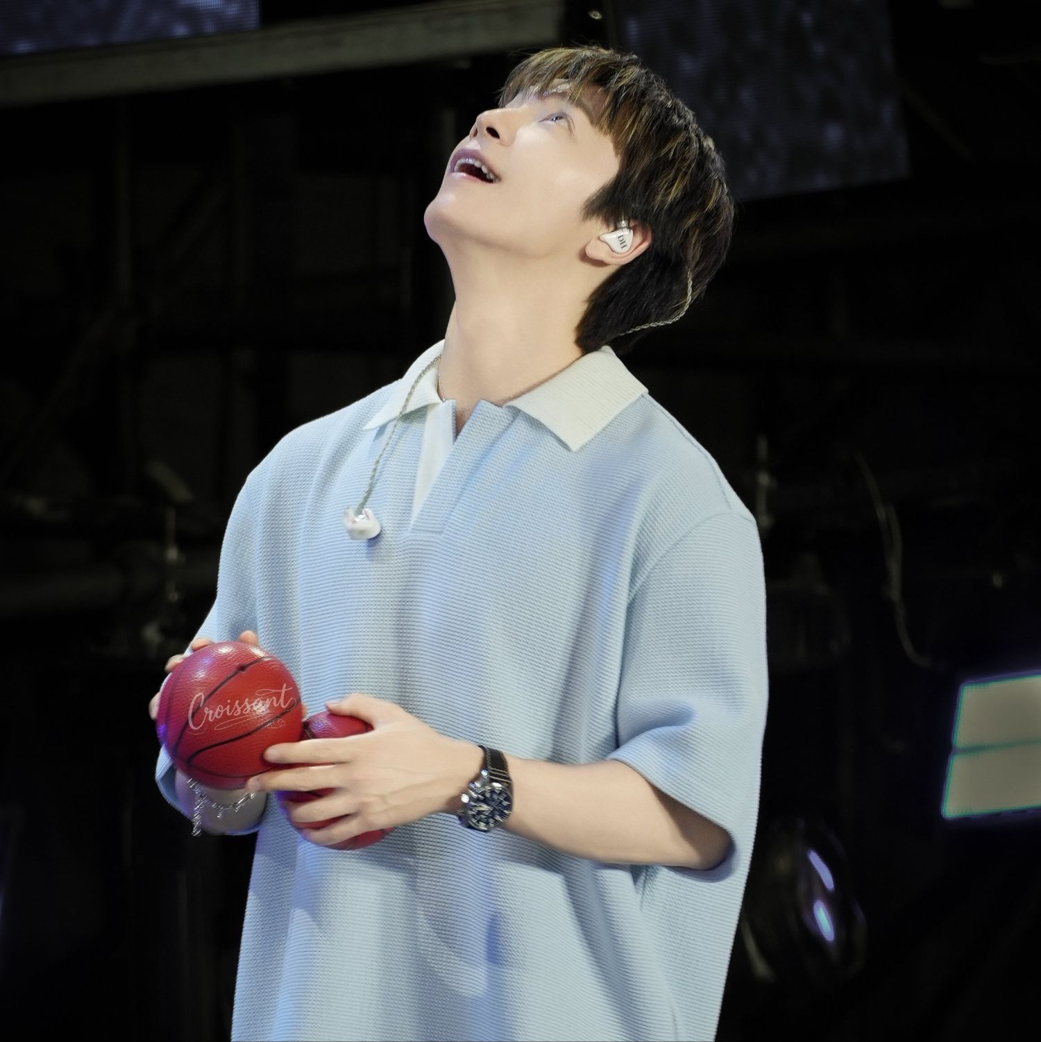 A moment captured by Donghae (Super Junior)'s fan