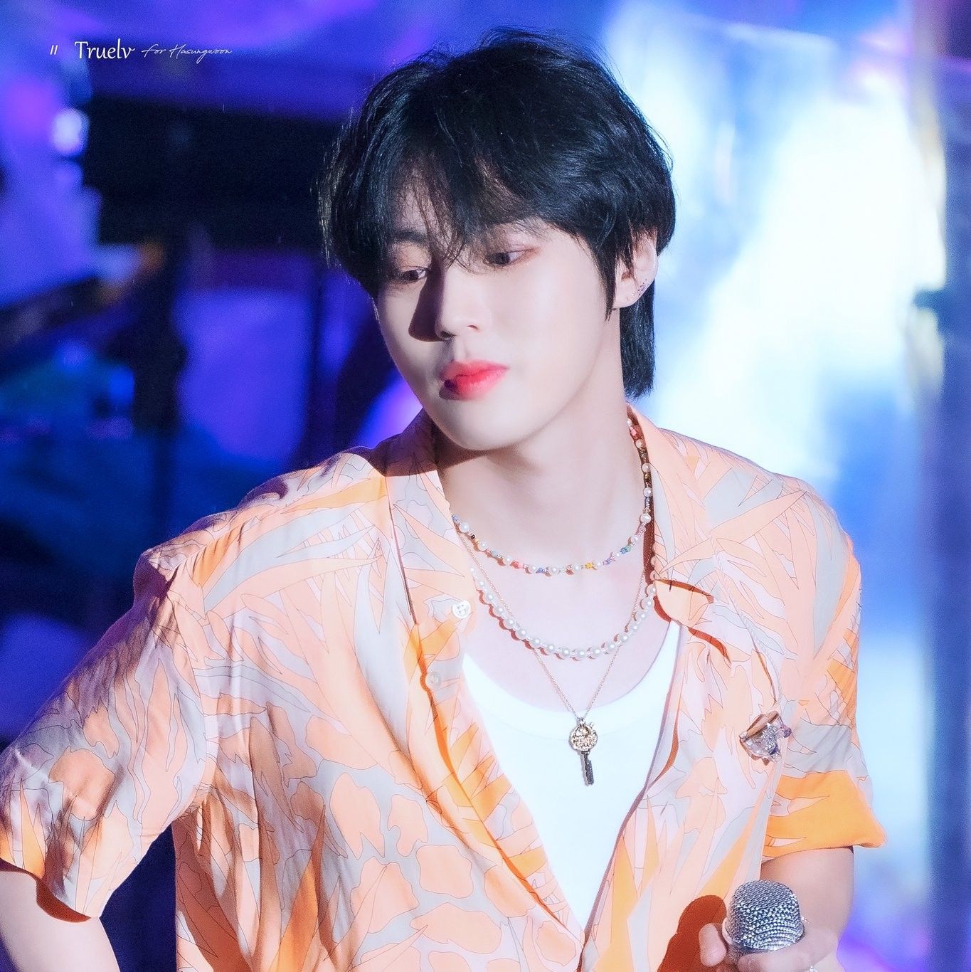 Foto aktivitas terbaru Ha Sungwoon