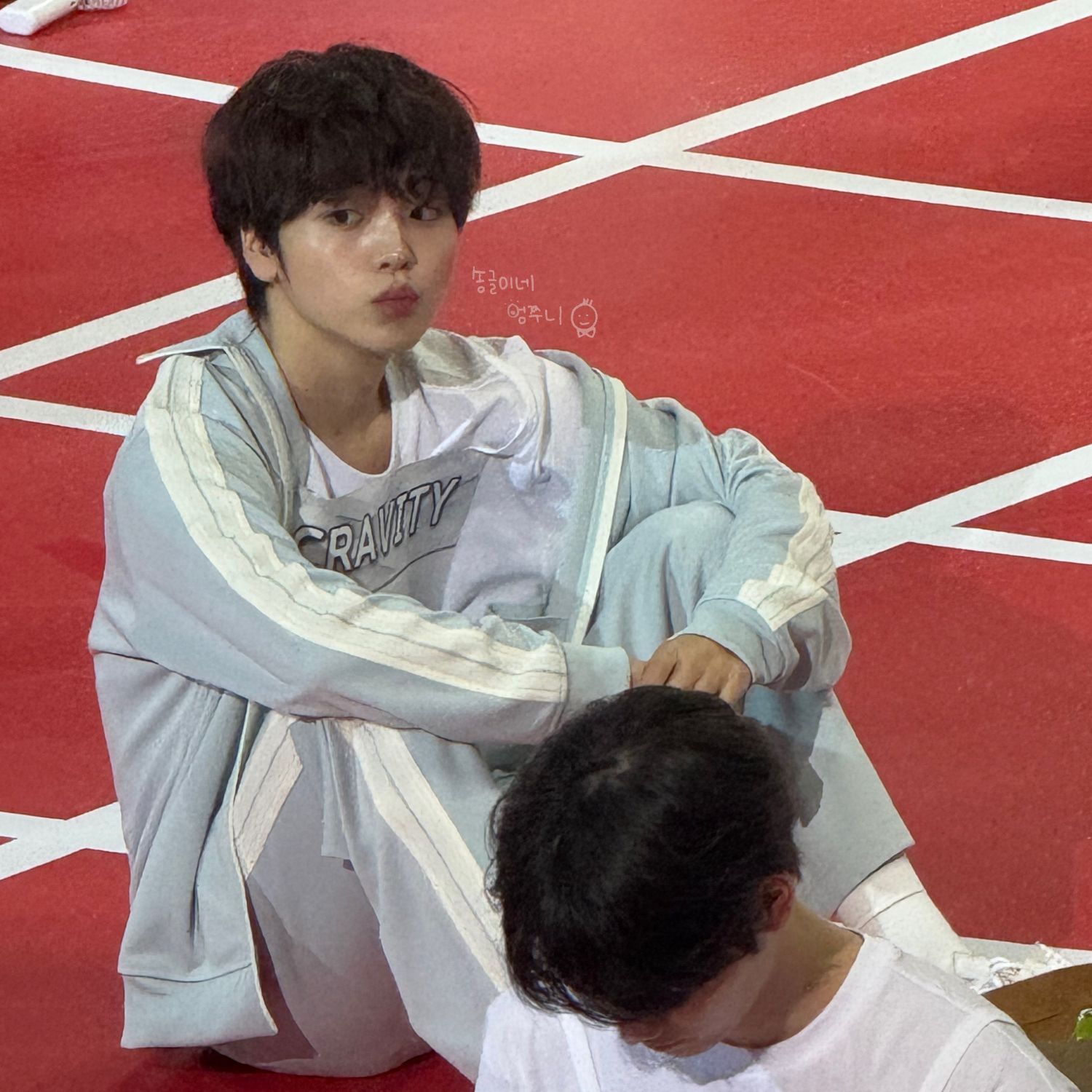 Latest photo of Hyeongjun (CRAVITY)