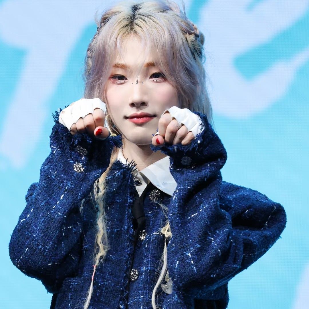 Latest photo of Hu Yetao (NexT1DE)