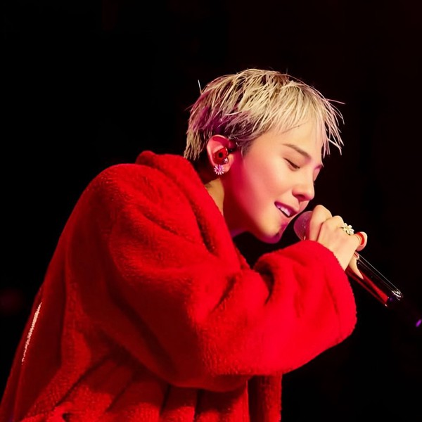 Best moment chosen by G-DRAGON (BIGBANG) fandom