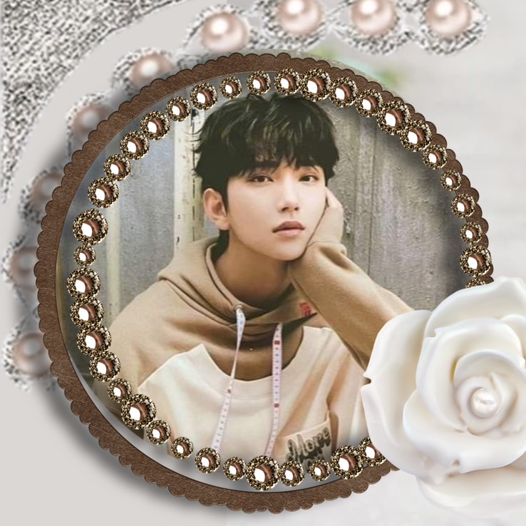 Latest photo of Joshua (SEVENTEEN)