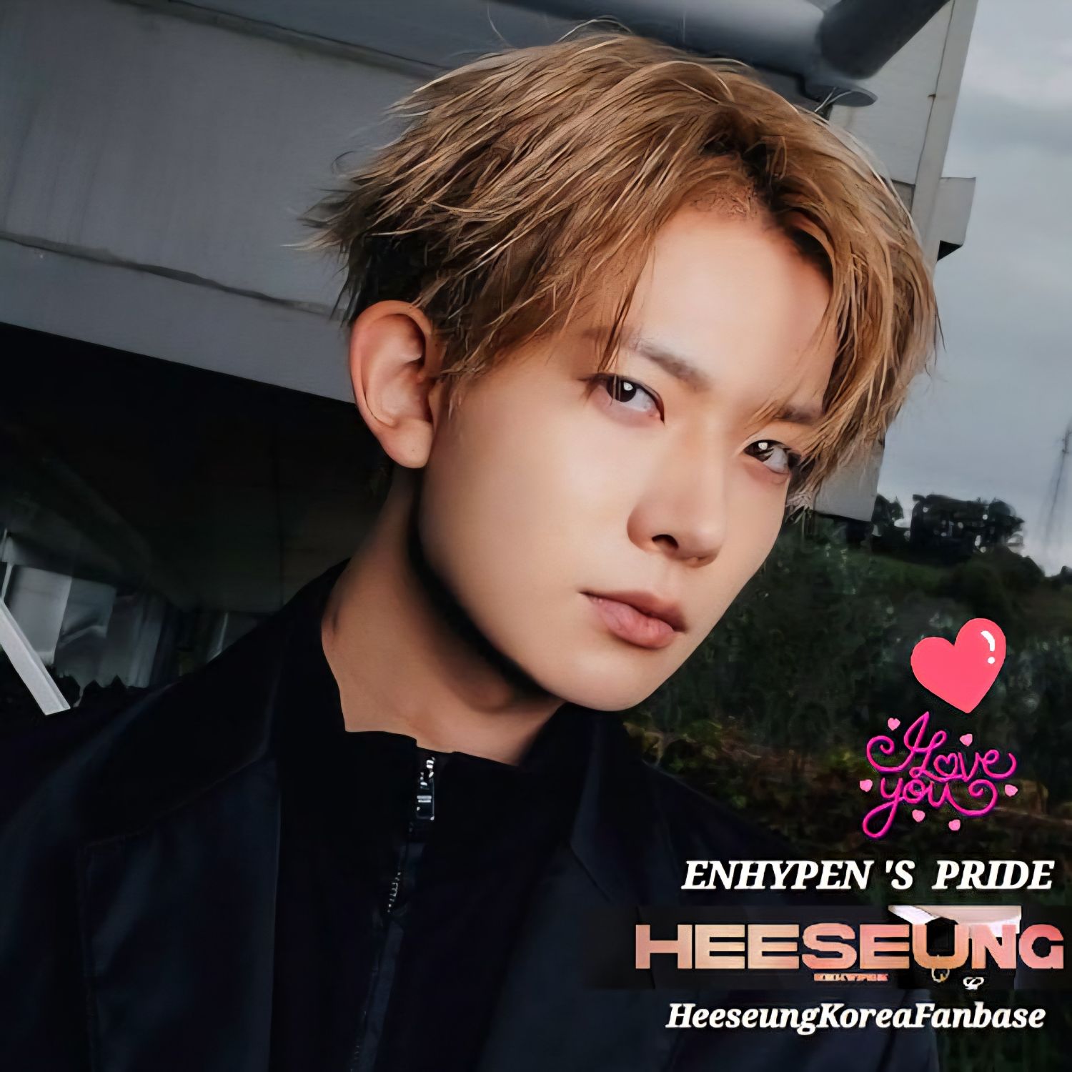 Foto terbaru Heeseung (ENHYPEN)