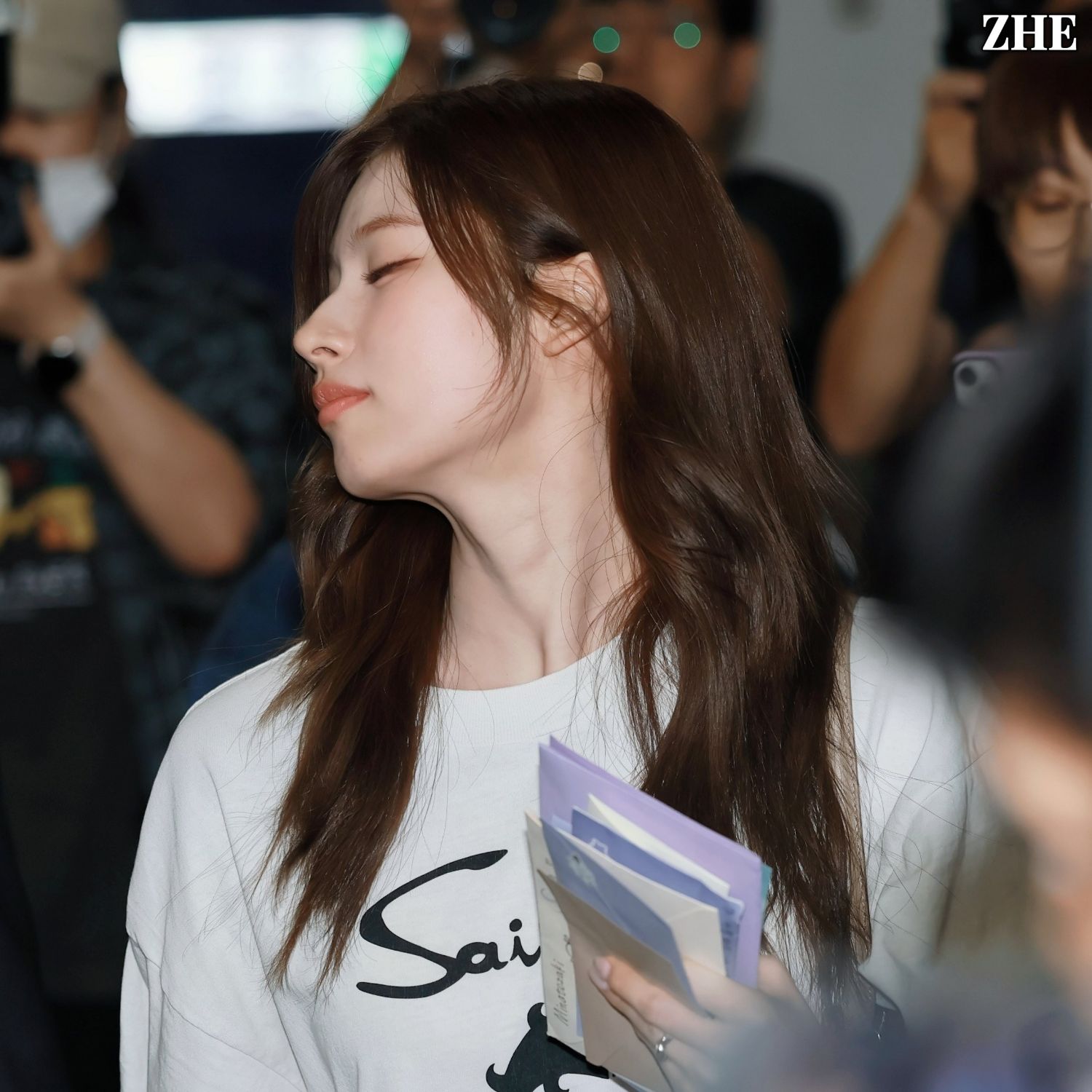 Sana (TWICE)粉丝拍下的瞬间